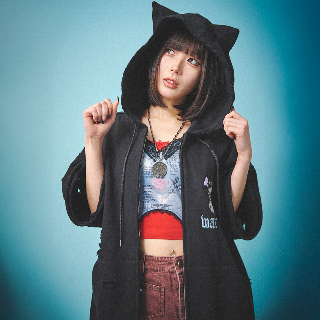 病みに染まりし反戦半パーカー 152024