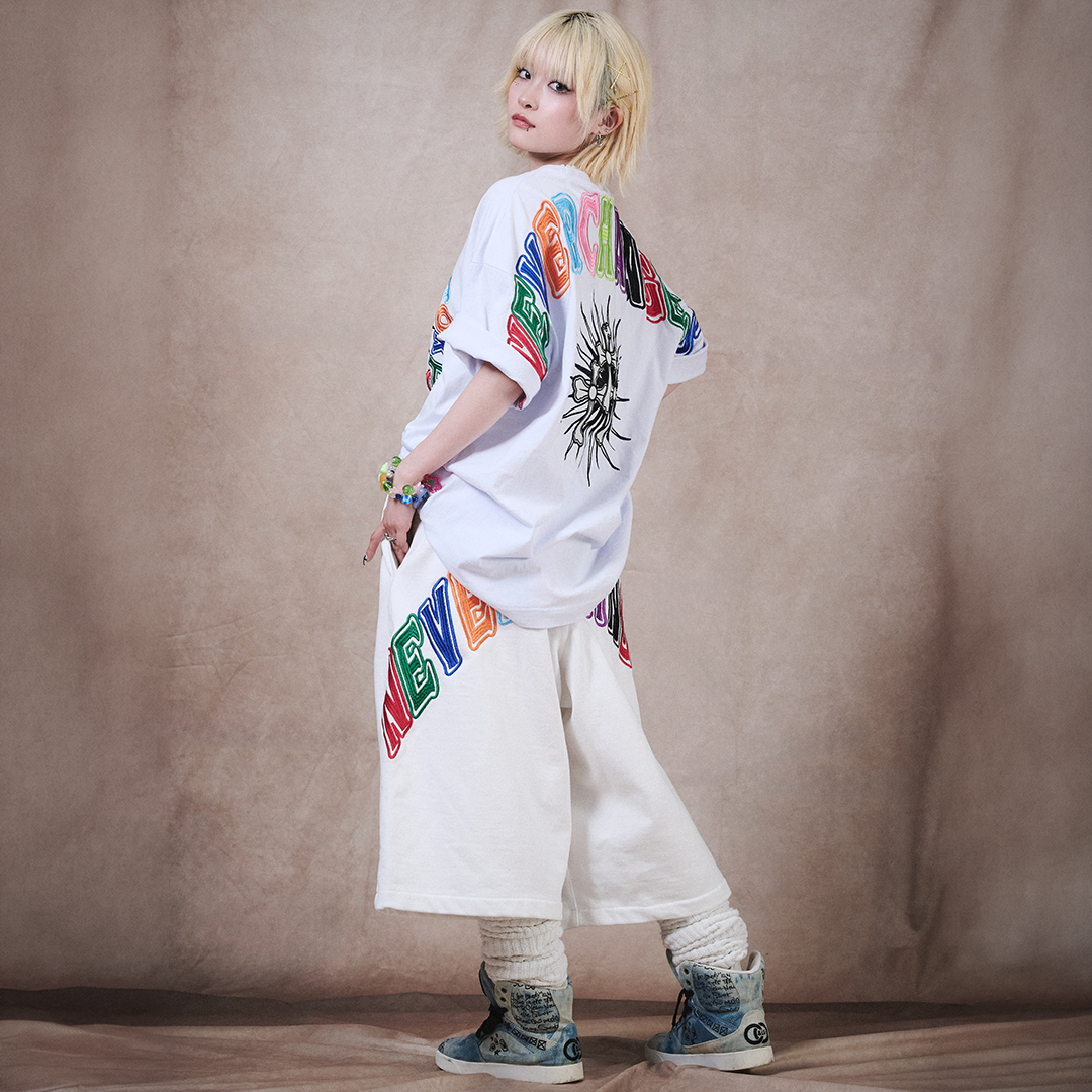 おしゃぶりワンワンカラフルロゴショーツ 162044