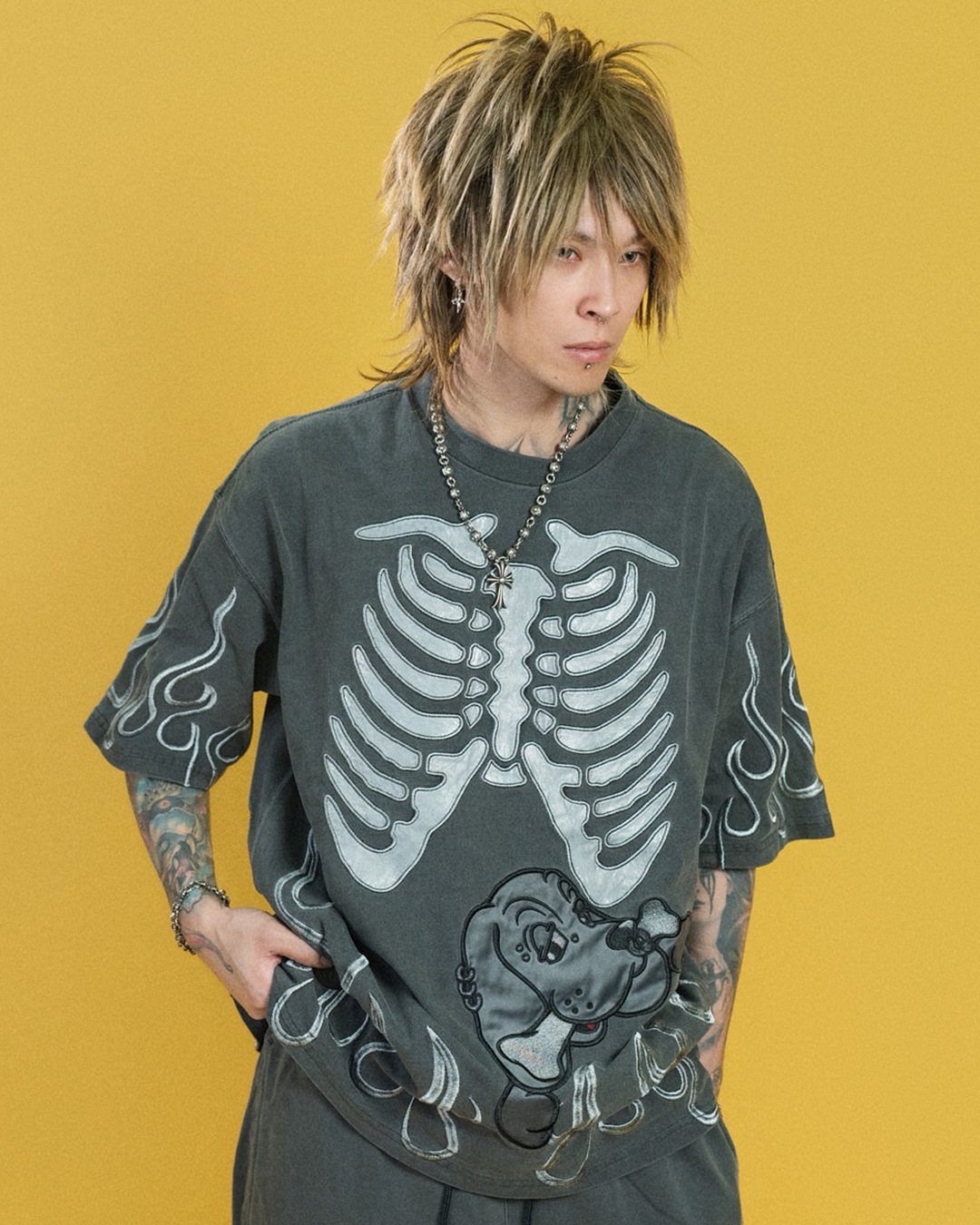 骨が見えしTシャツ 162087