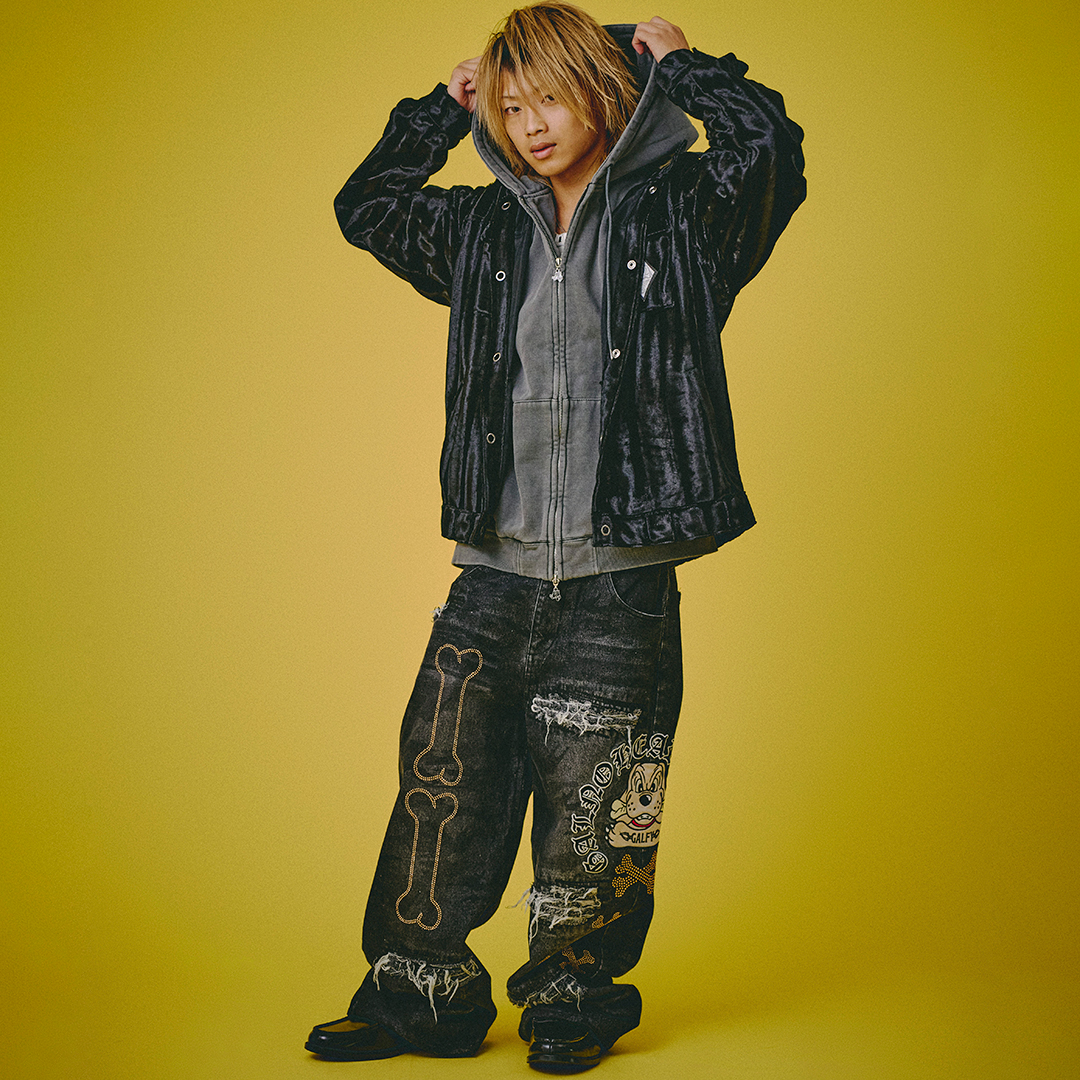 [予約品]【11月末頃までにお届け予定】ピカピカ骨骨レーザーかもデニム 153079